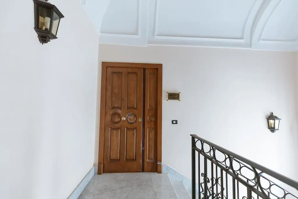 Le Maison Pochet Duomo Luxury Apartment Naples 0*,